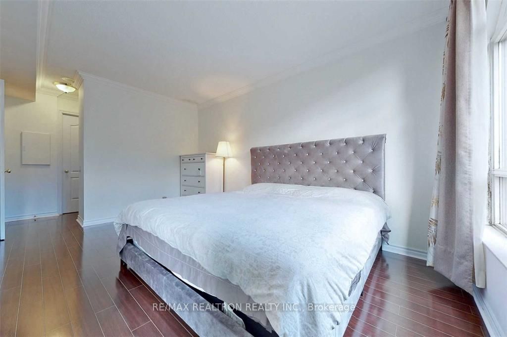 18 William Carson Crescent 211 Property Photo 14