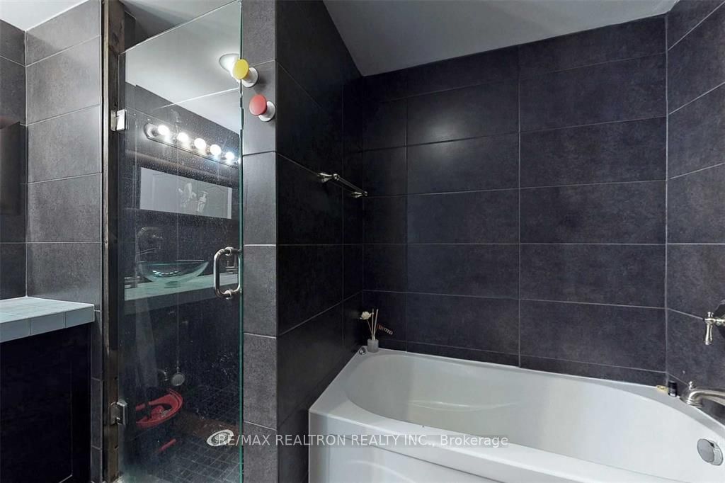 18 William Carson Crescent 211 Property Photo 17