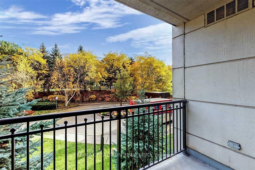 18 William Carson Crescent 211 Property Photo 22