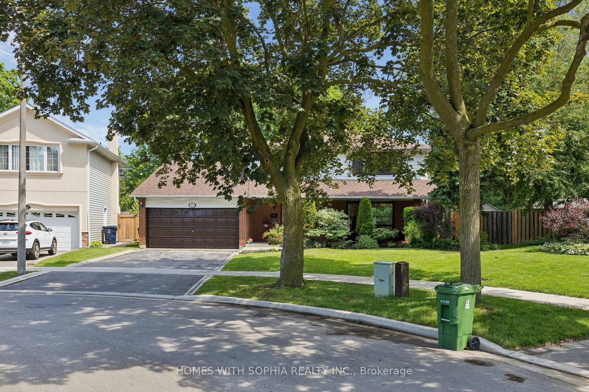 34 Rustywood Drive Property Photo 1