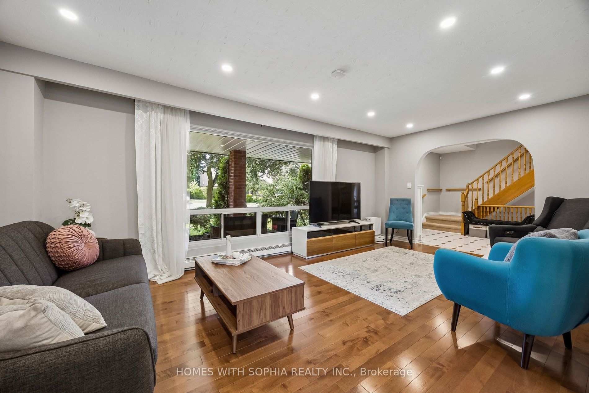 34 Rustywood Drive Property Photo 12