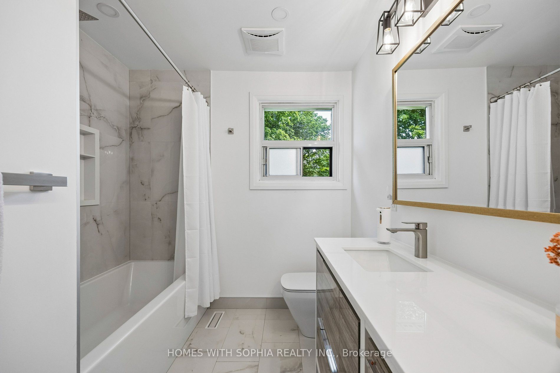 34 Rustywood Drive Property Photo 34