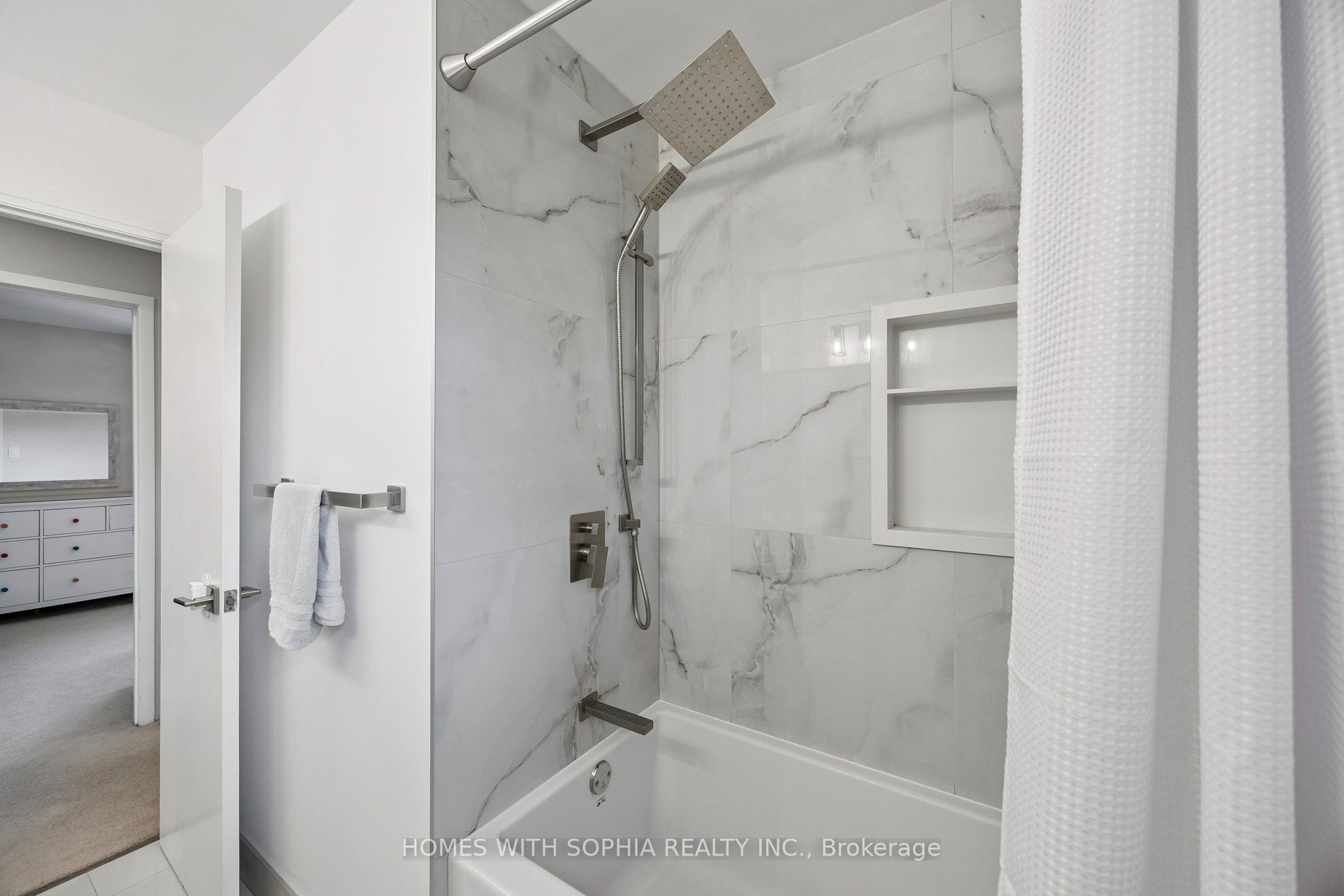 34 Rustywood Drive Property Photo 35