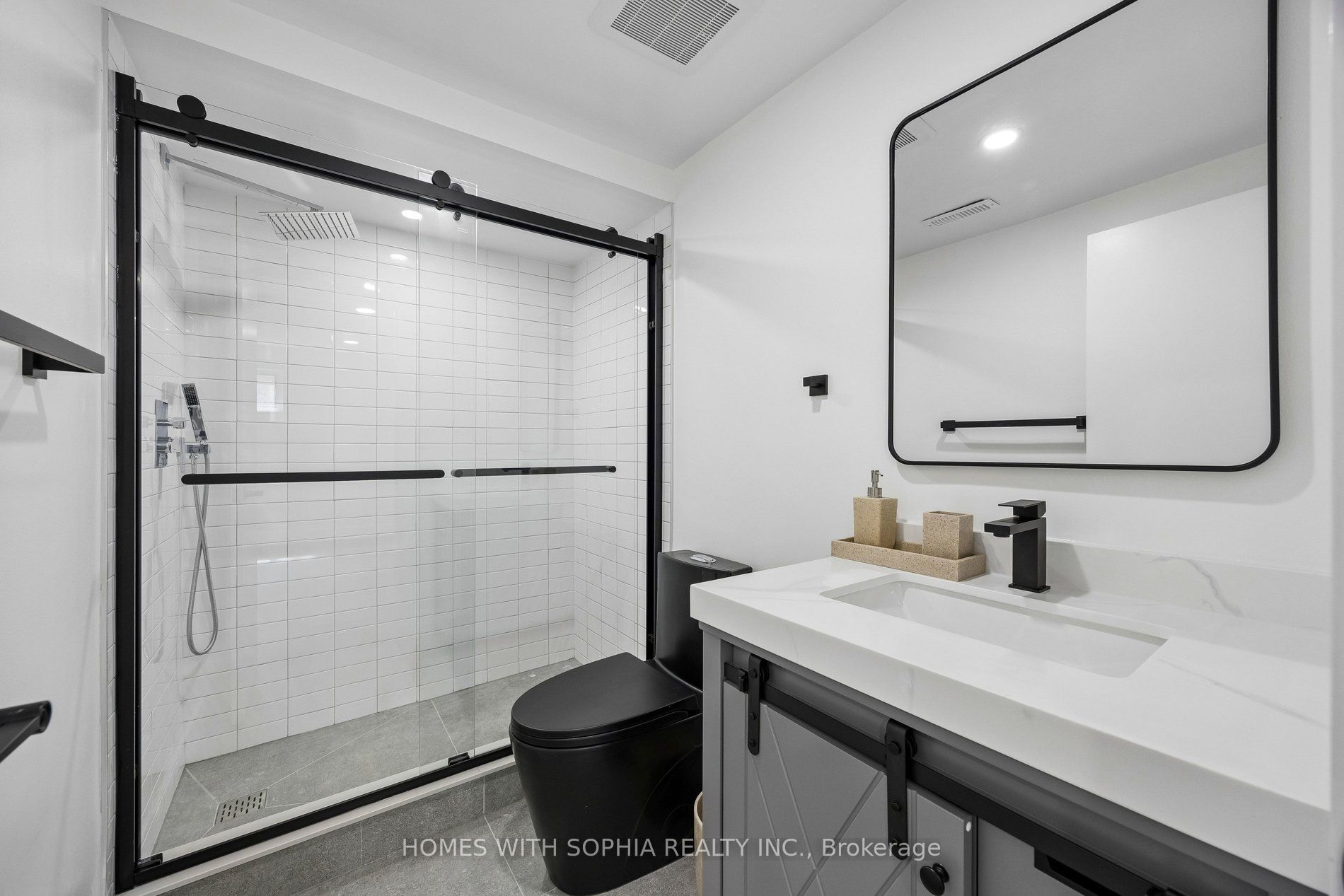 34 Rustywood Drive Property Photo 45