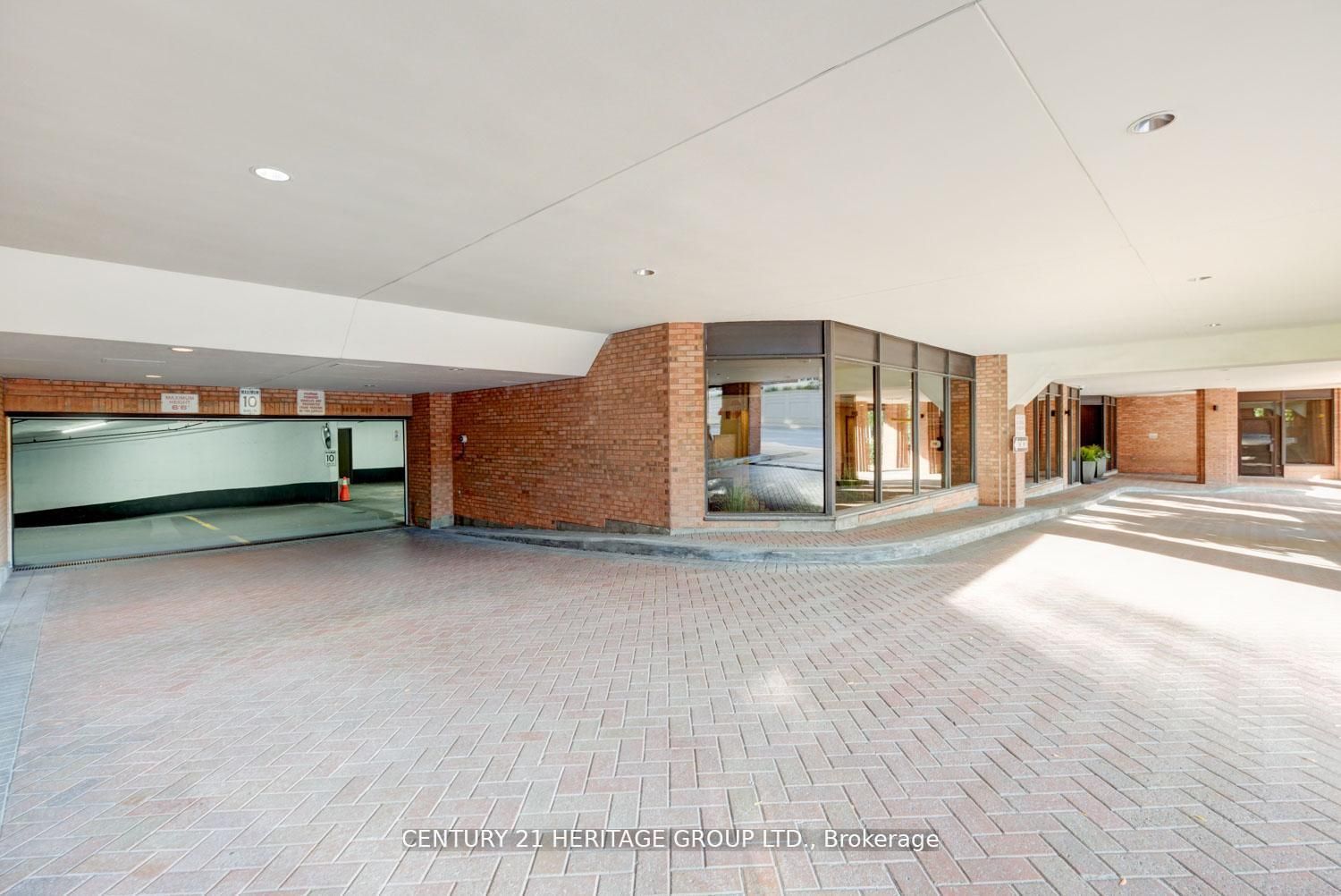 2900 Yonge Street 101 Property Photo 6