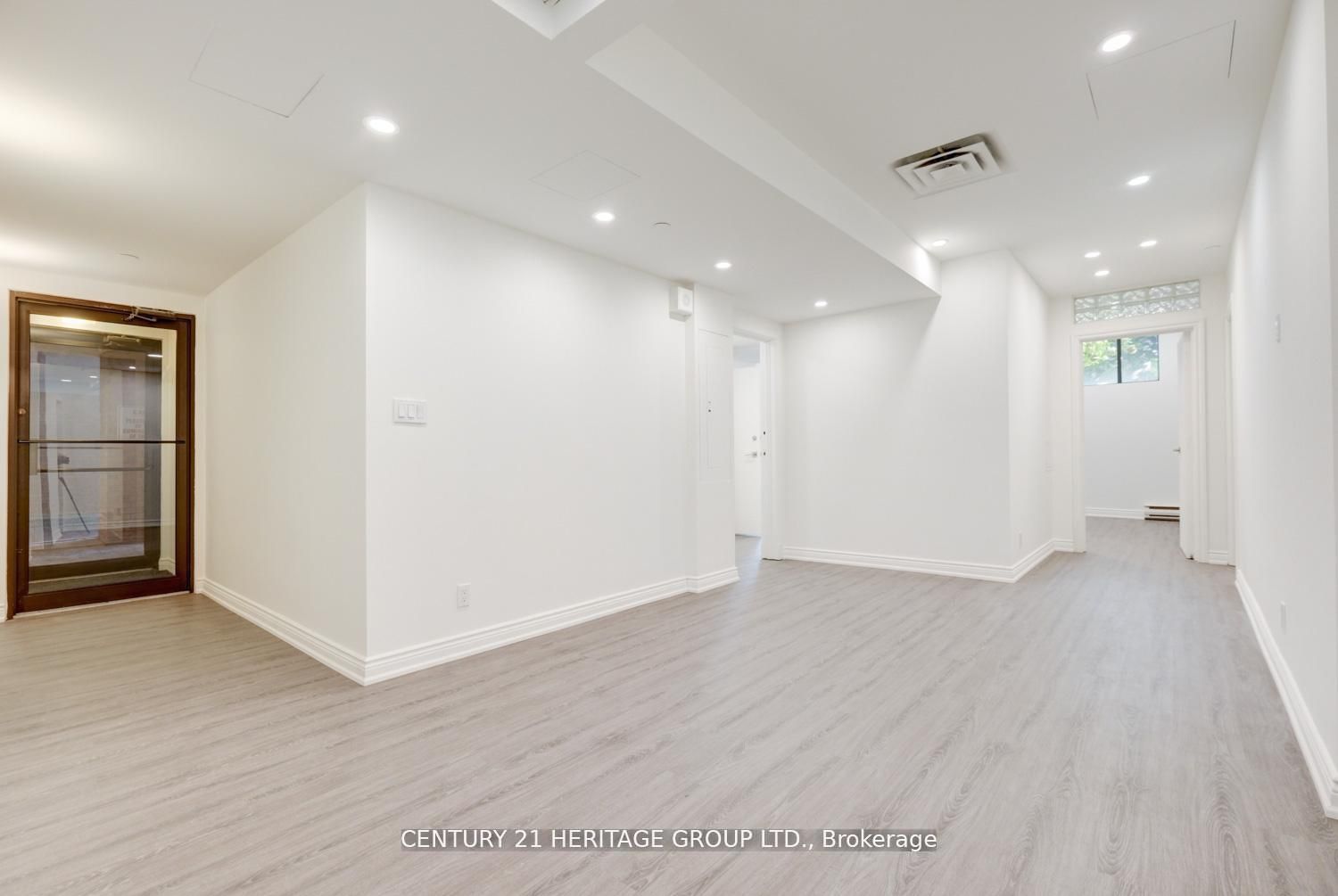 2900 Yonge Street 101 Property Photo 12