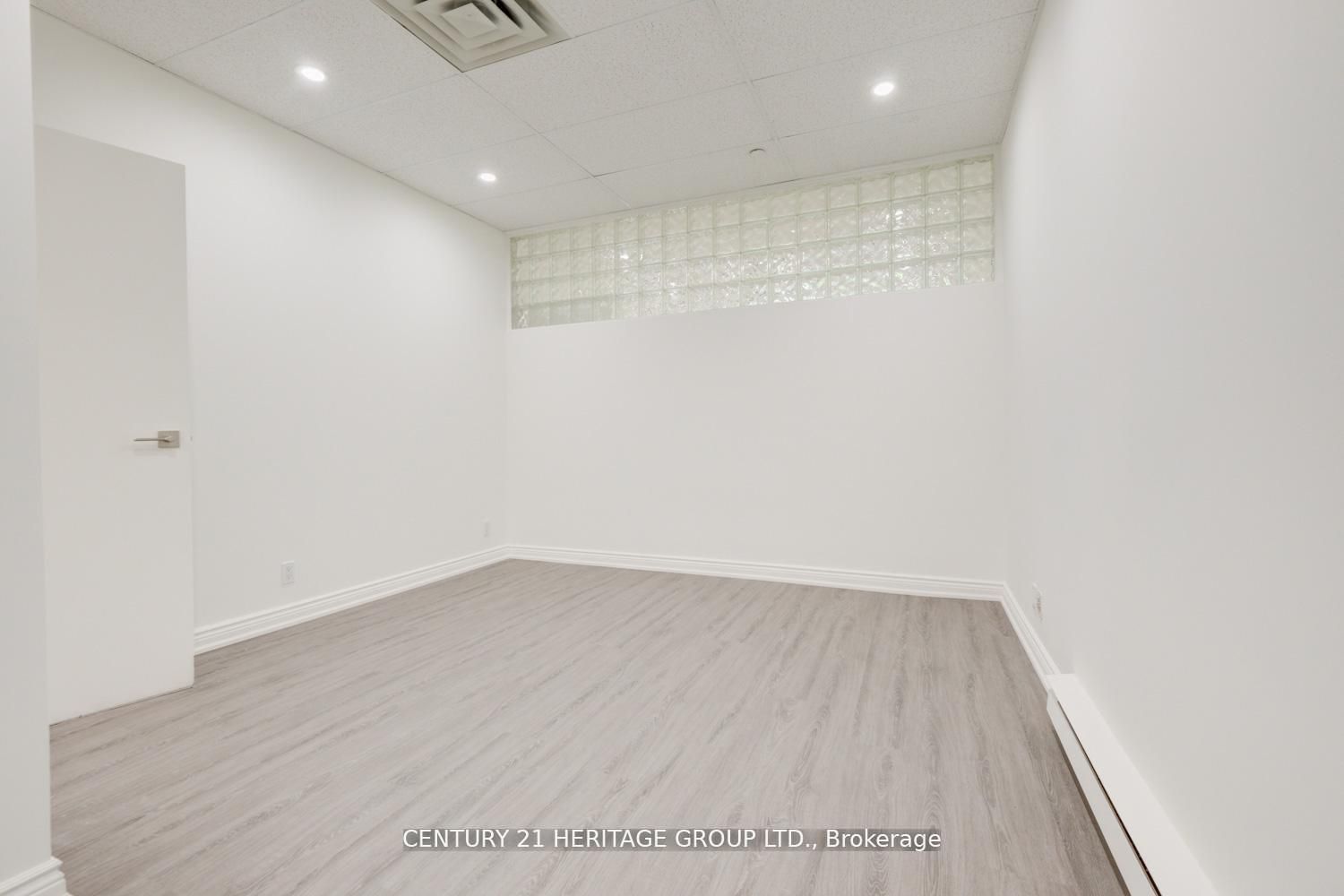 2900 Yonge Street 101 Property Photo 19