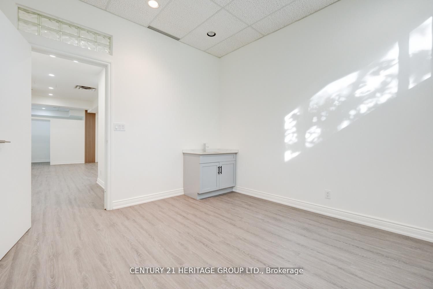 2900 Yonge Street 101 Property Photo 27