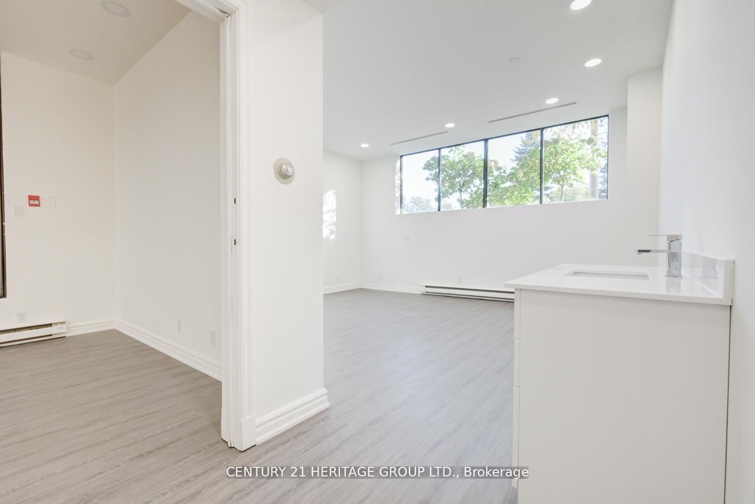 2900 Yonge Street 101 Property Photo 30