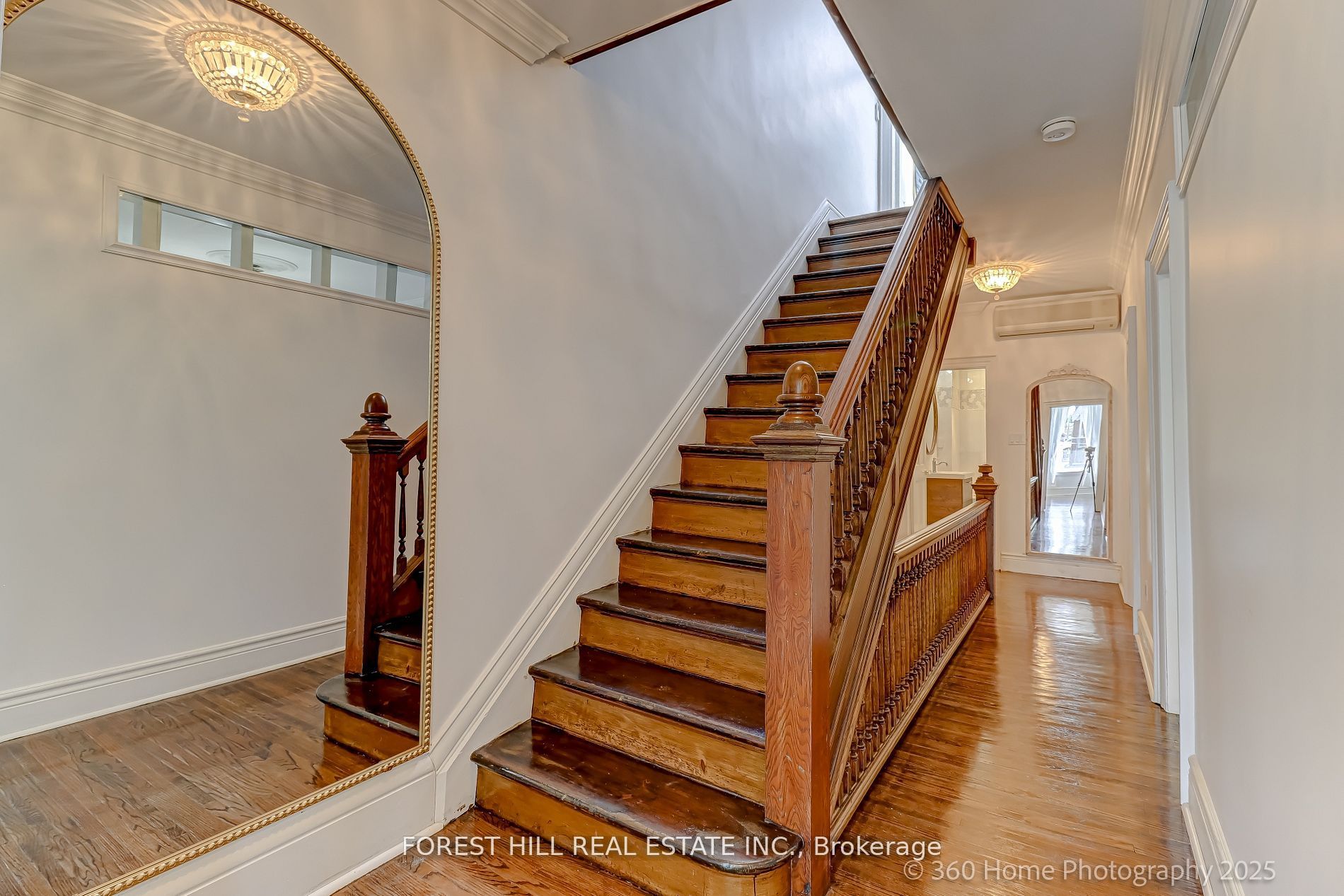 379 Huron Street Property Photo 20