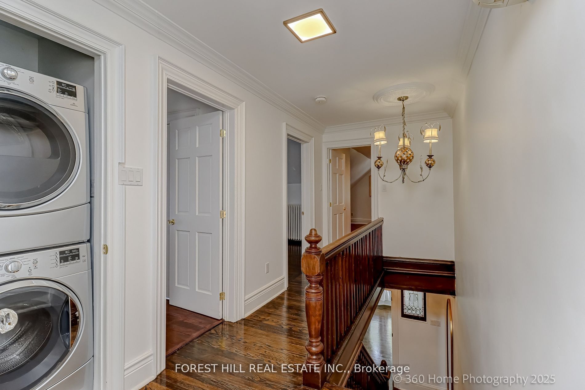 379 Huron Street Property Photo 25