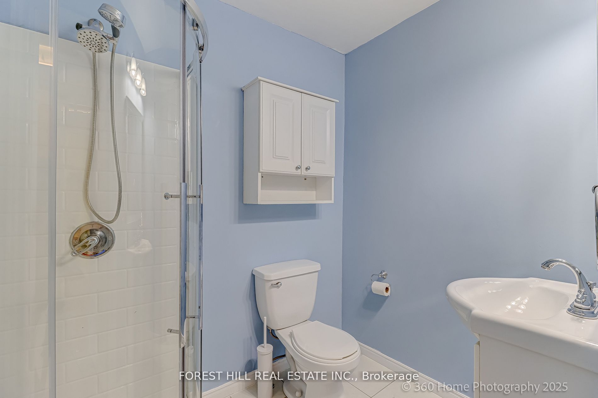 379 Huron Street Property Photo 34