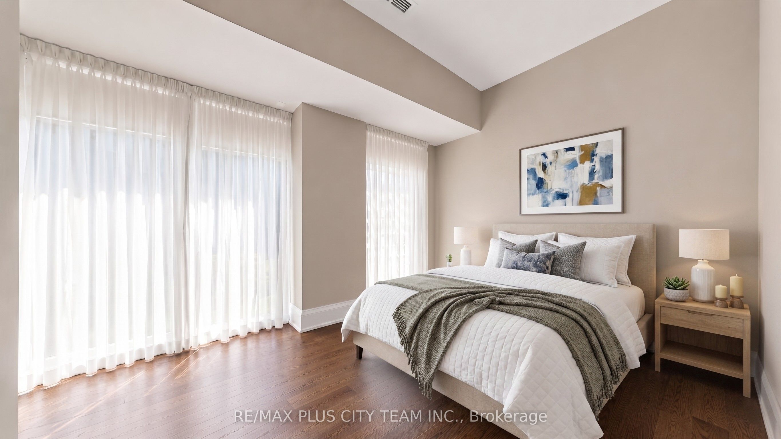 29 Queens Quay E Th122 Property Photo 12