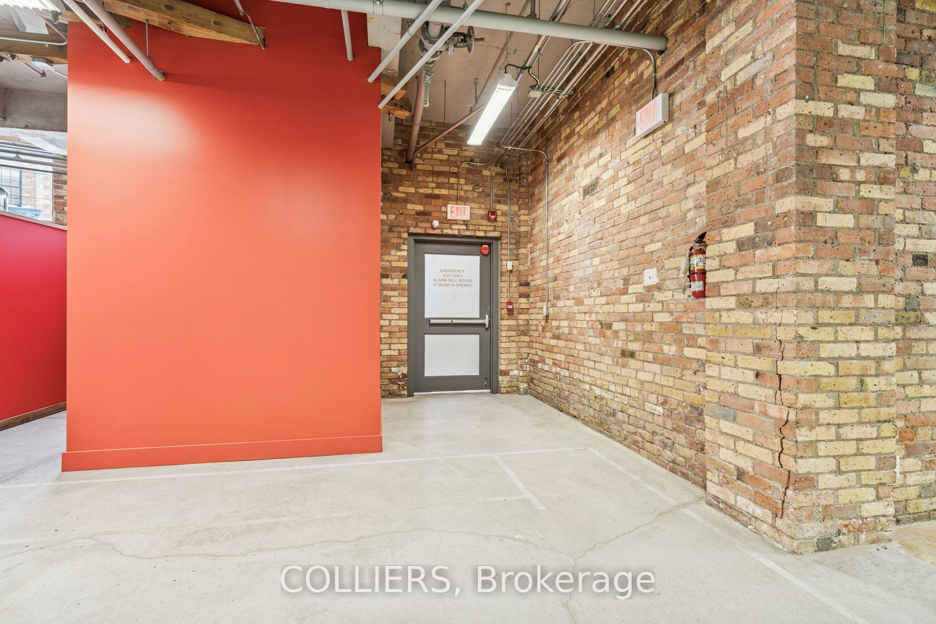 334 King Street E Lower Floor Property Photo 2