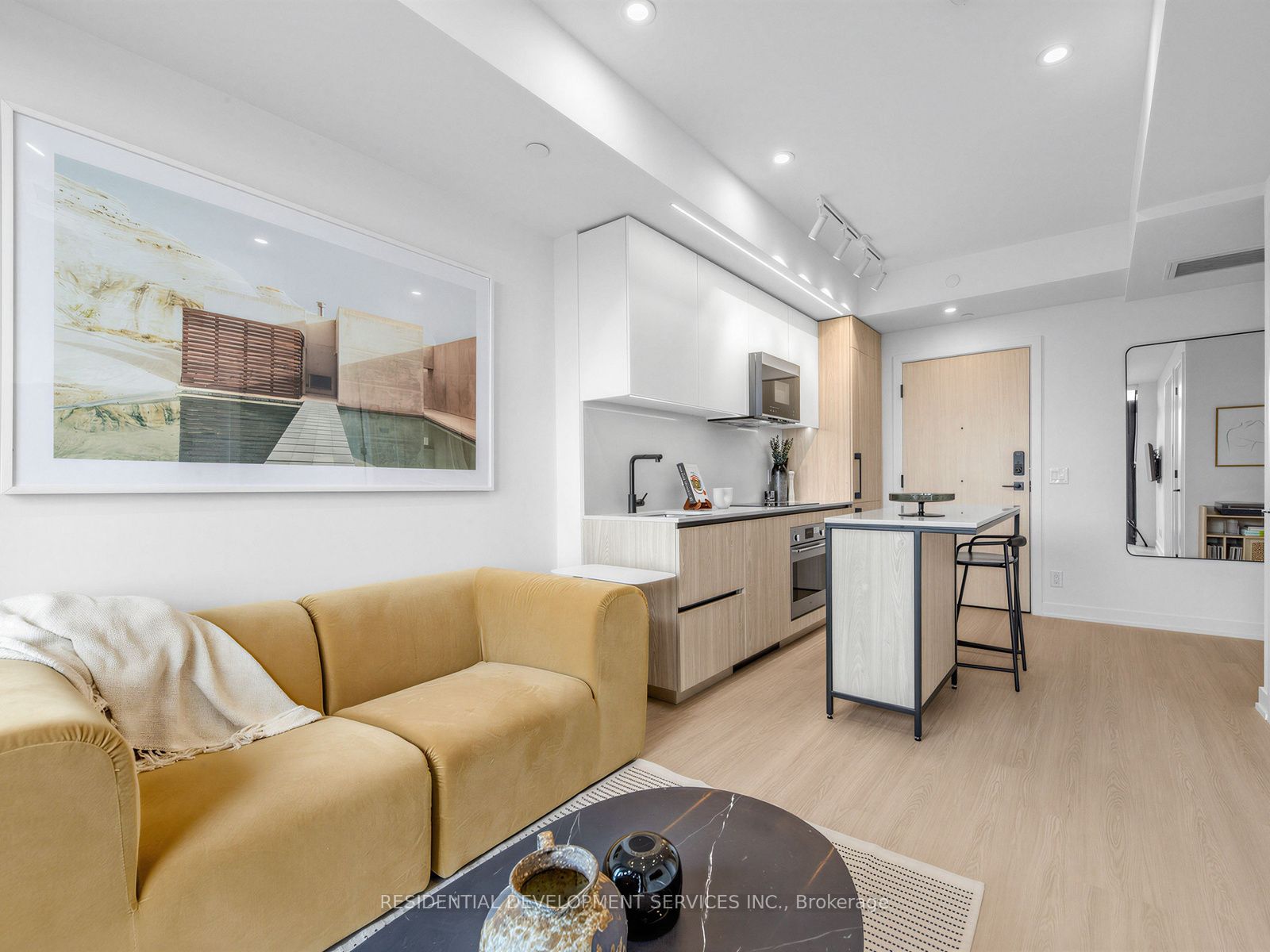 699 Sheppard Avenue E 1111 Property Photo 7