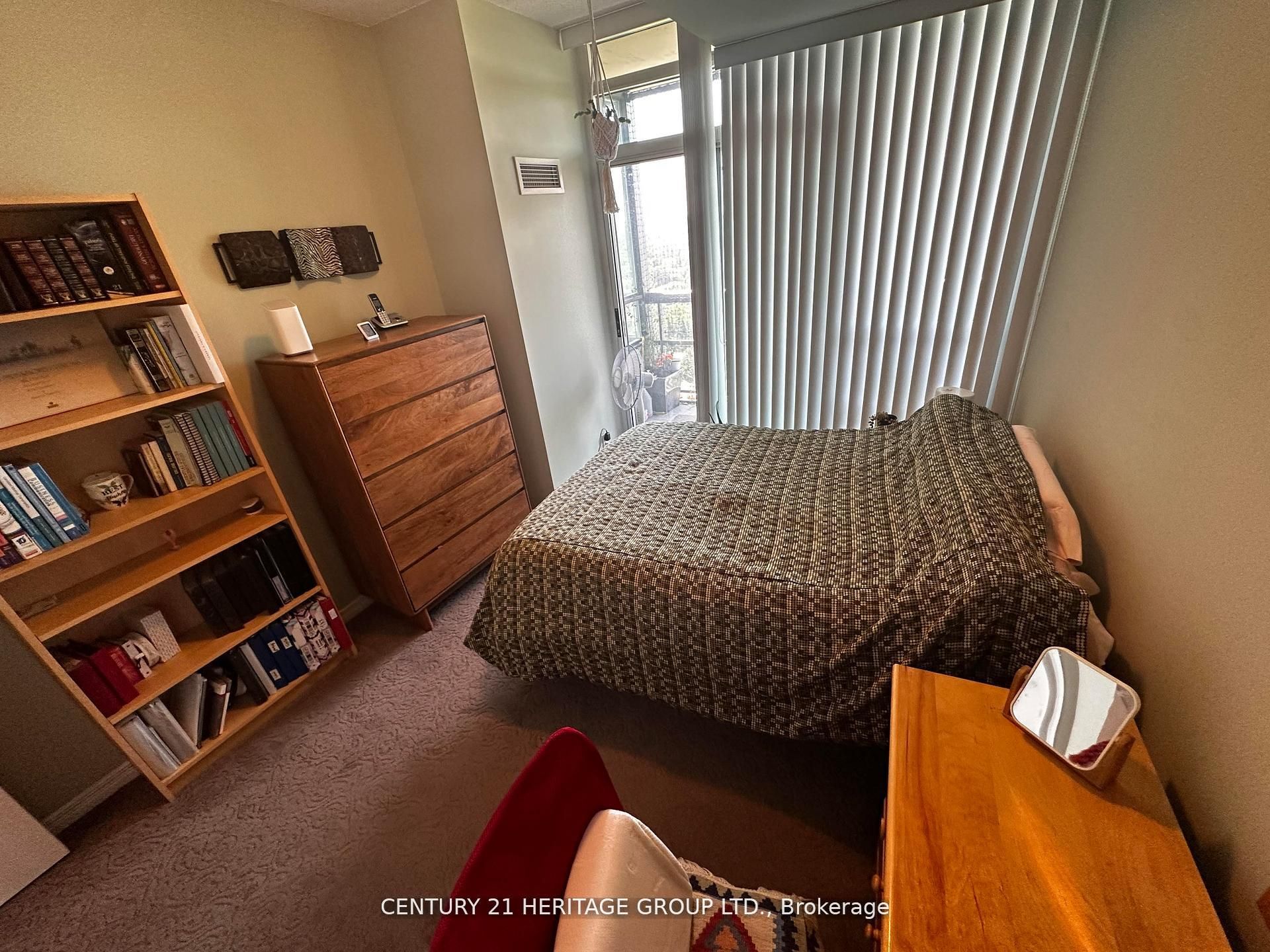 509 Beecroft Road 2206 Property Photo 21