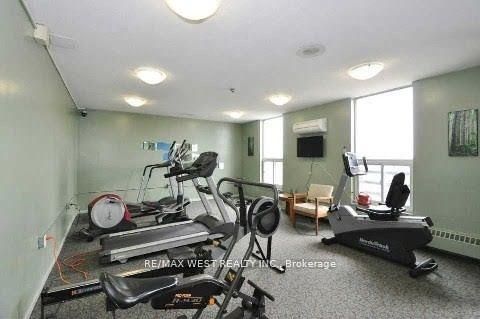 130 Neptune Drive 202 Property Photo 27