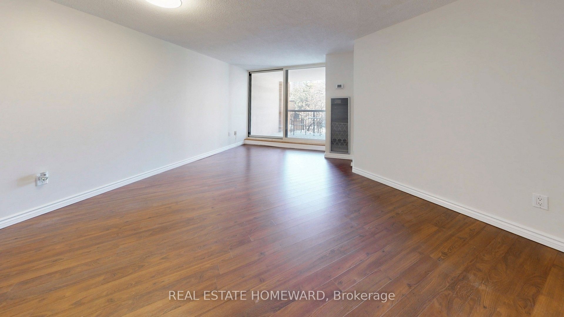 77 Maitland Place 409 Property Photo 4