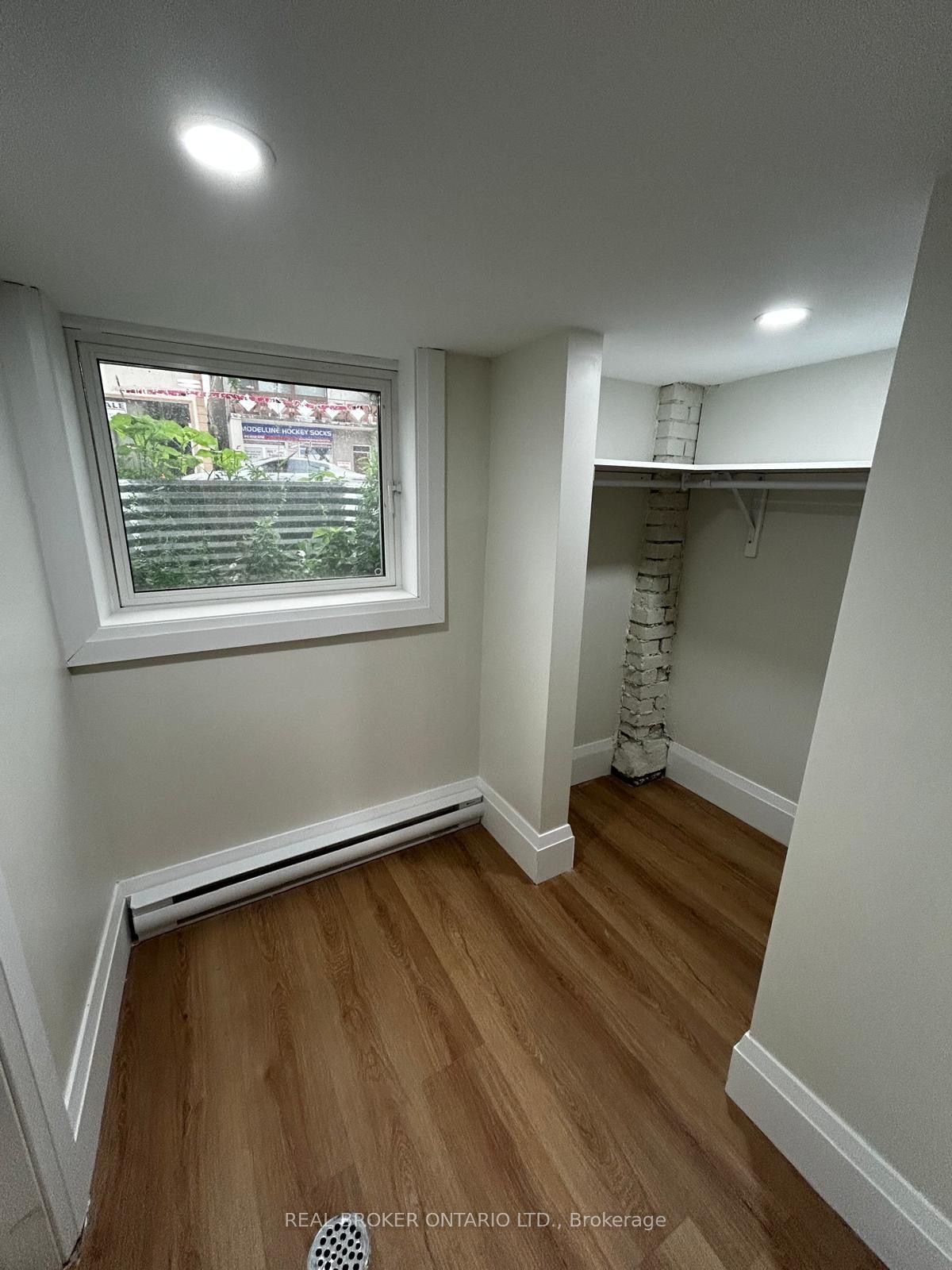 659 Vaughan Road 3 Property Photo 12