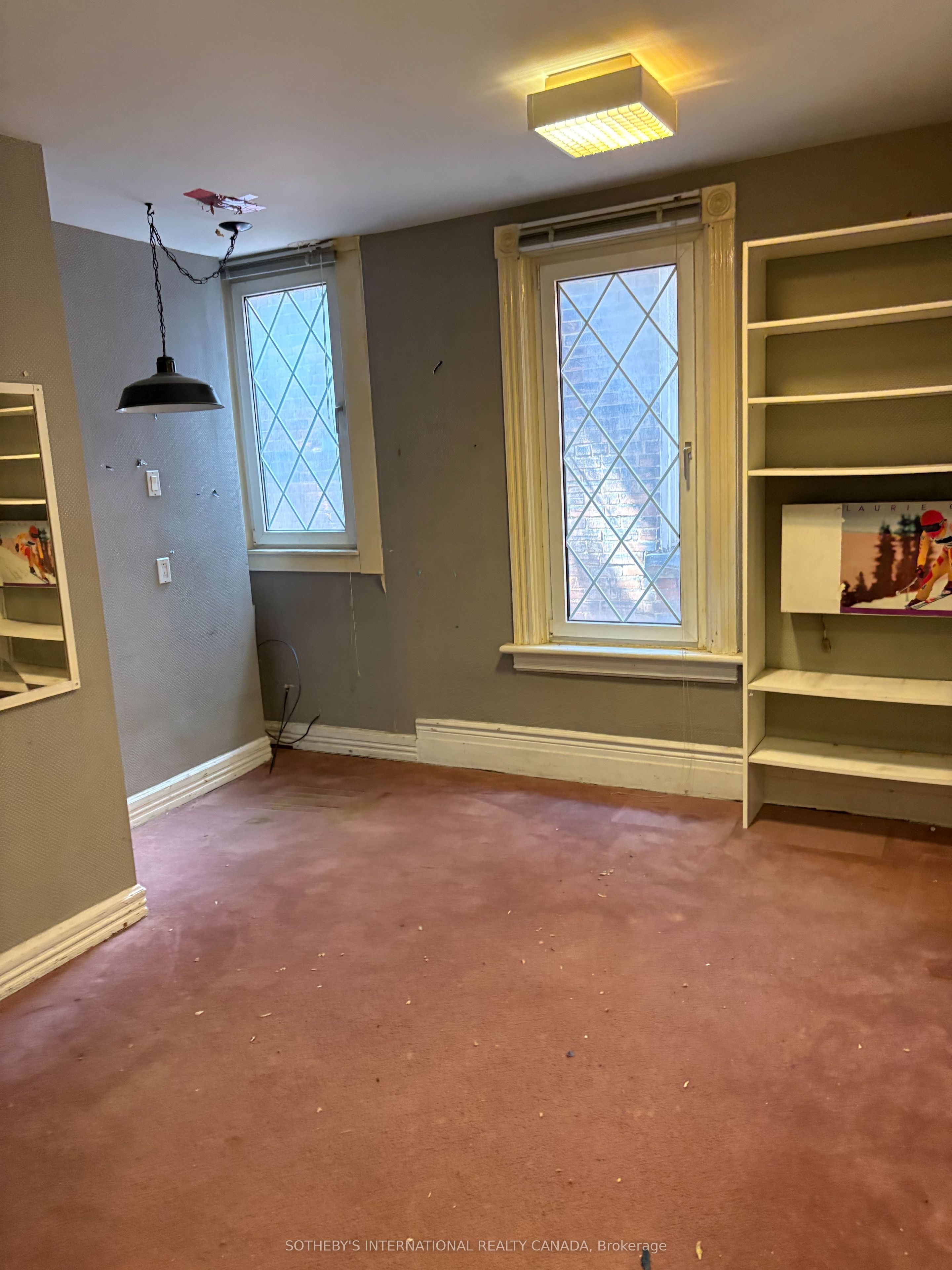 278 Avenue Road Property Photo 6