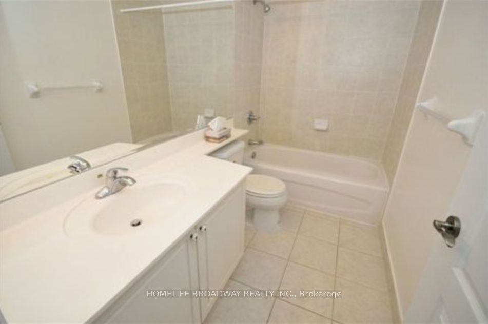 2 Clairtrell Road 315 Property Photo 13