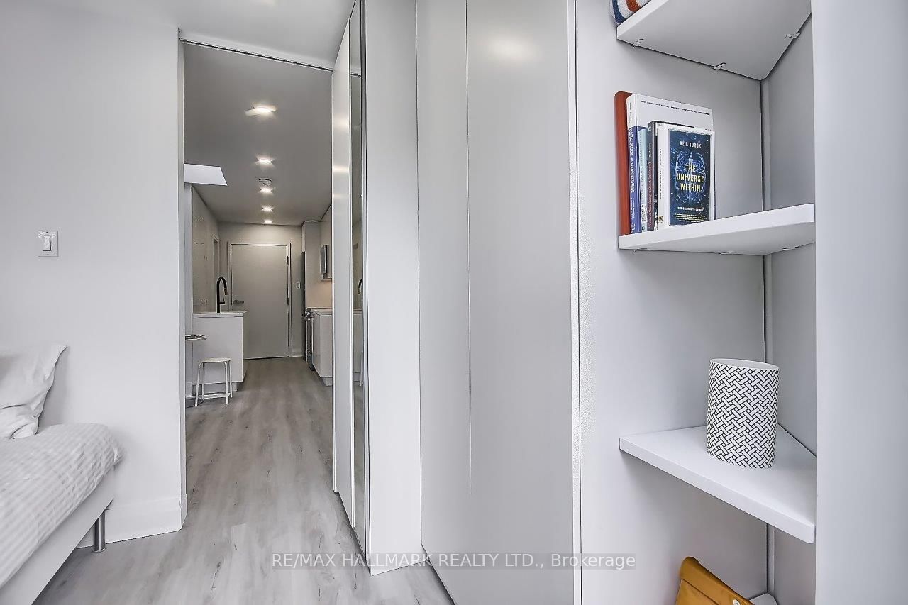 415 Dundas Street E 2 Property Photo 6