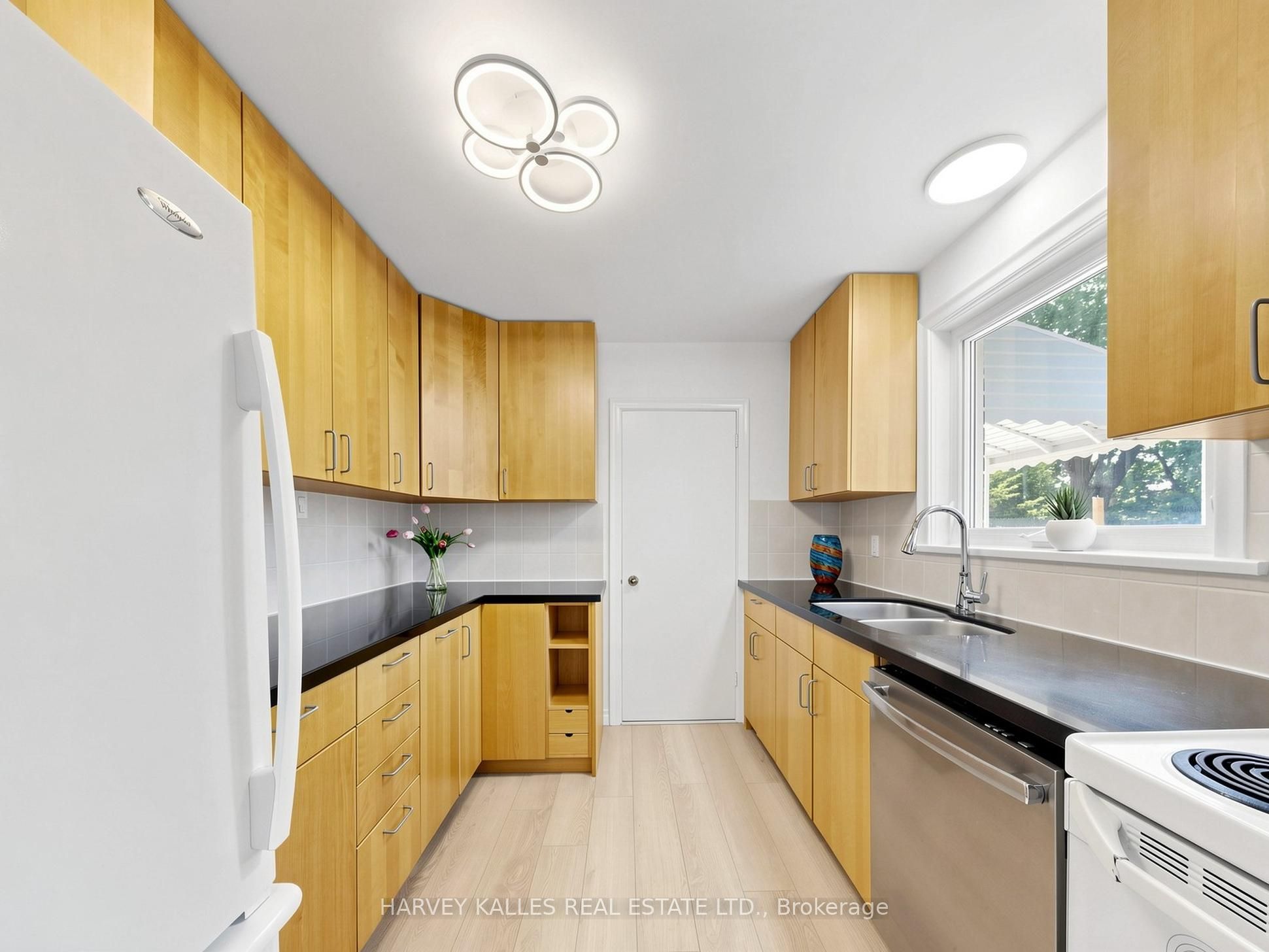 87 Combe Avenue Property Photo 7