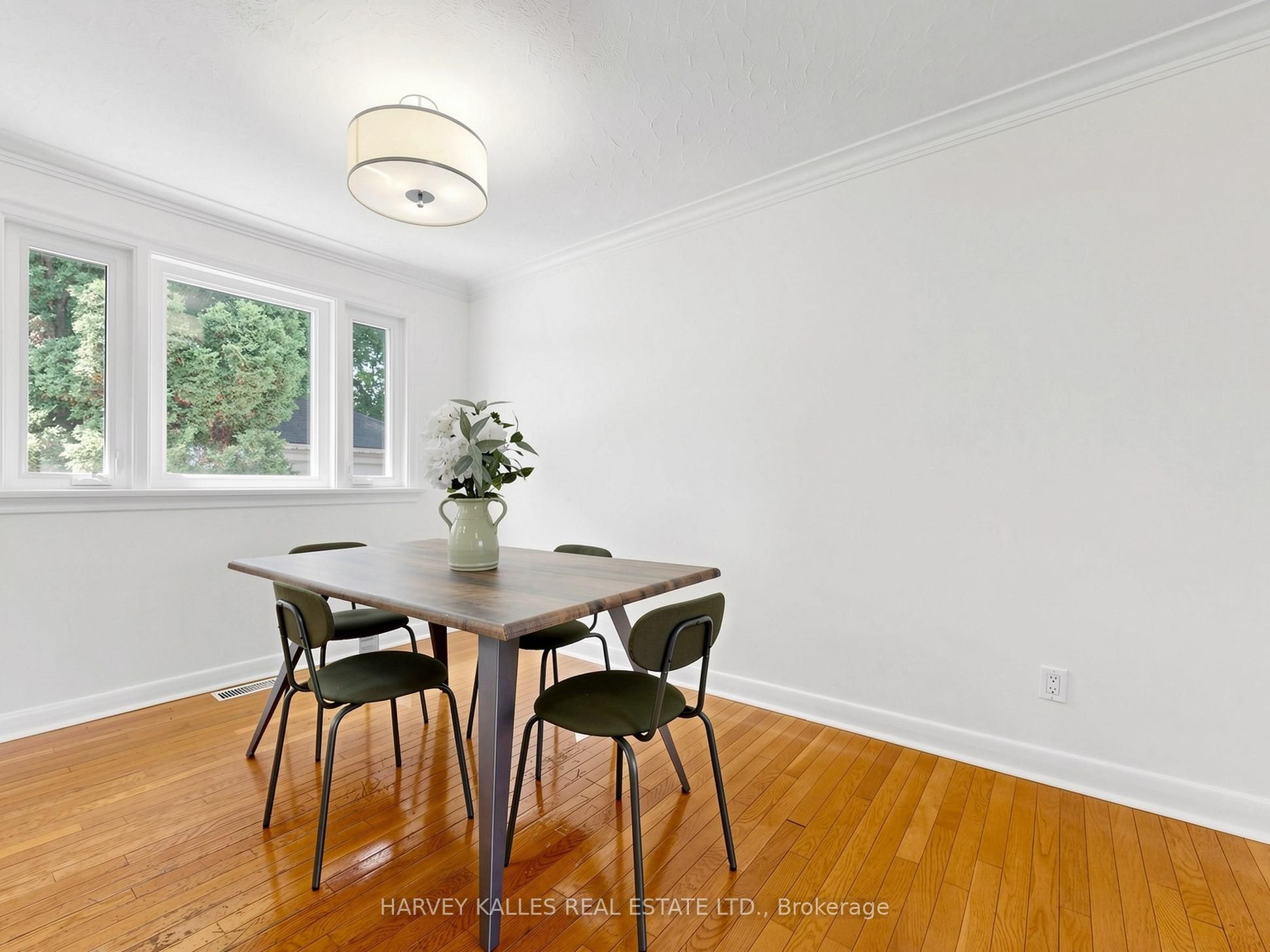 87 Combe Avenue Property Photo 10