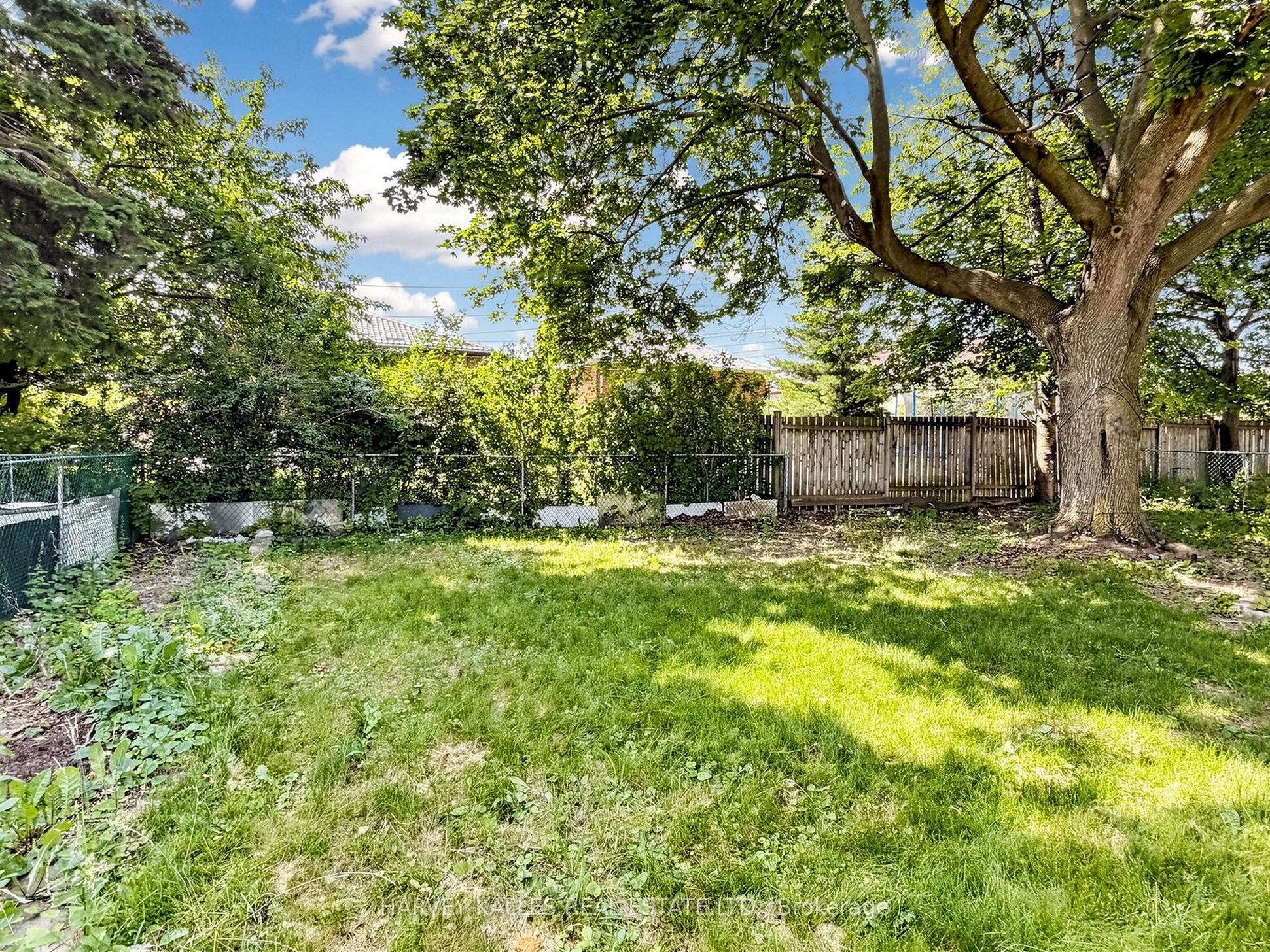 87 Combe Avenue Property Photo 36