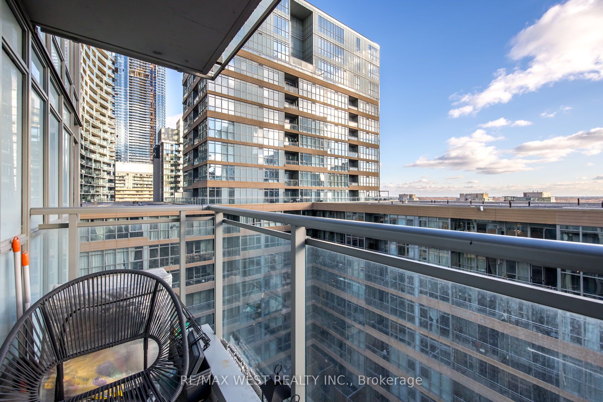15 Iceboat Terrace 1106 Property Photo 16