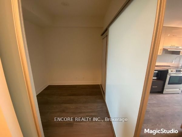 188 Fairview Mall Drive 222 Property Photo 6