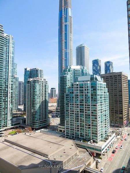 33 Harbour Square 1013 Property Photo 1