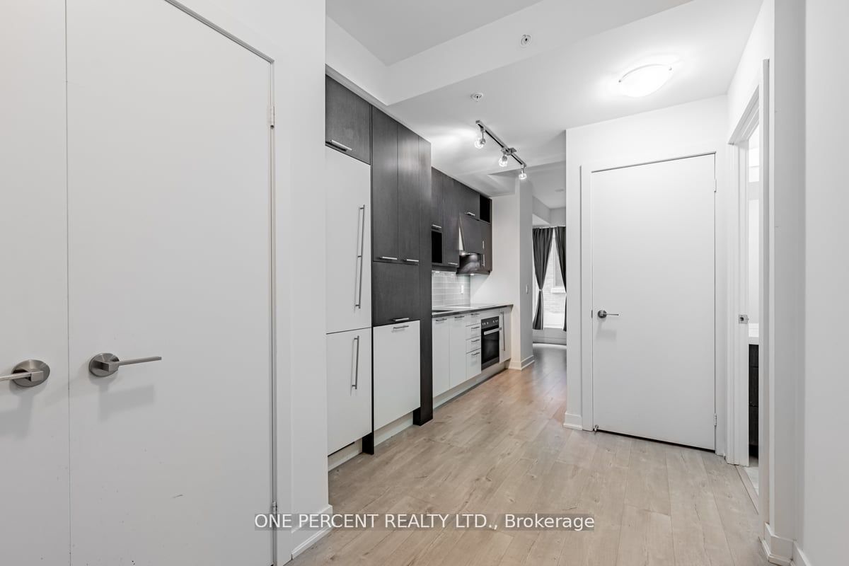 30 Nelson Street 426 Property Photo 3