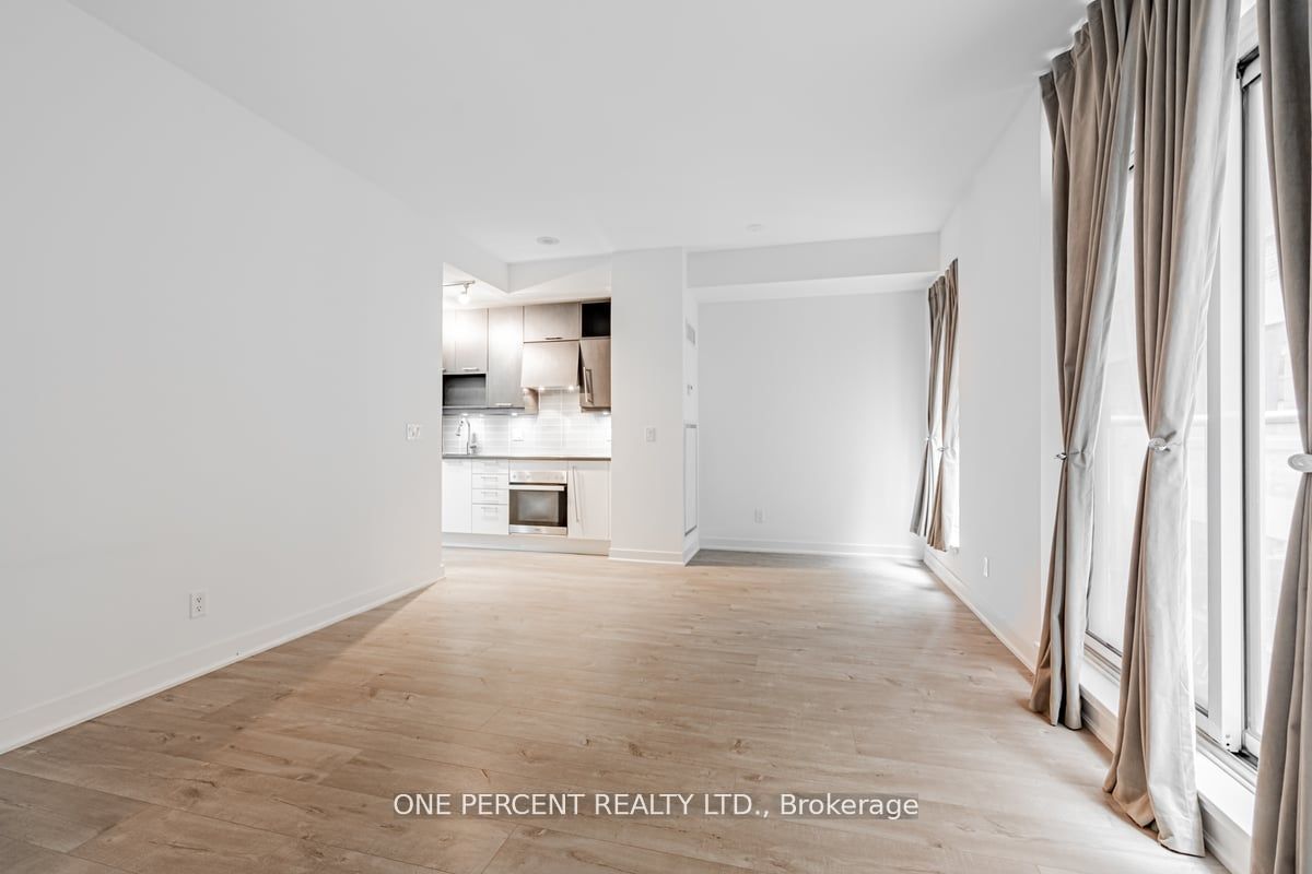 30 Nelson Street 426 Property Photo 8
