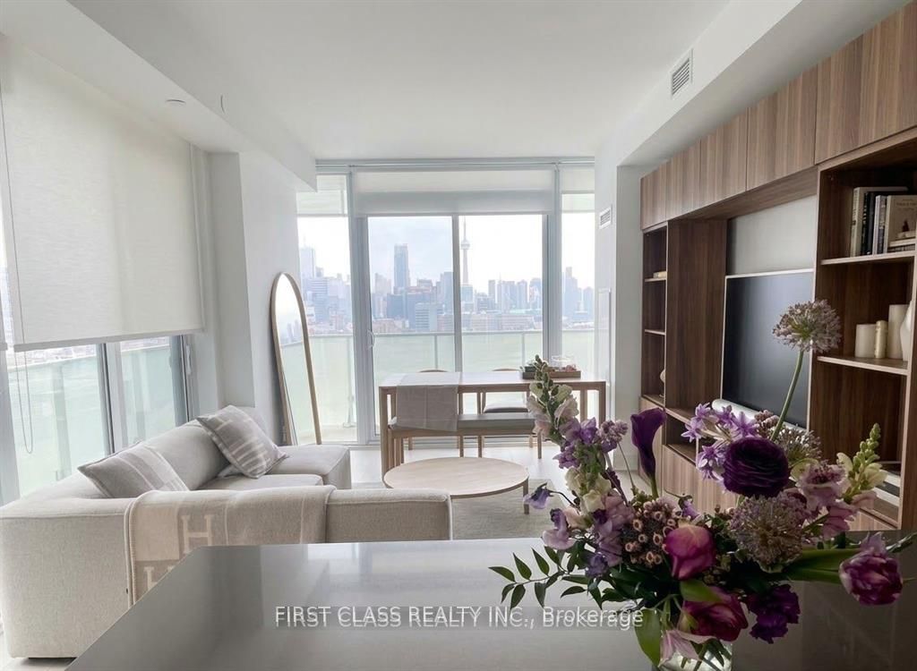 200 Bloor Street W 1405 Property Photo 1