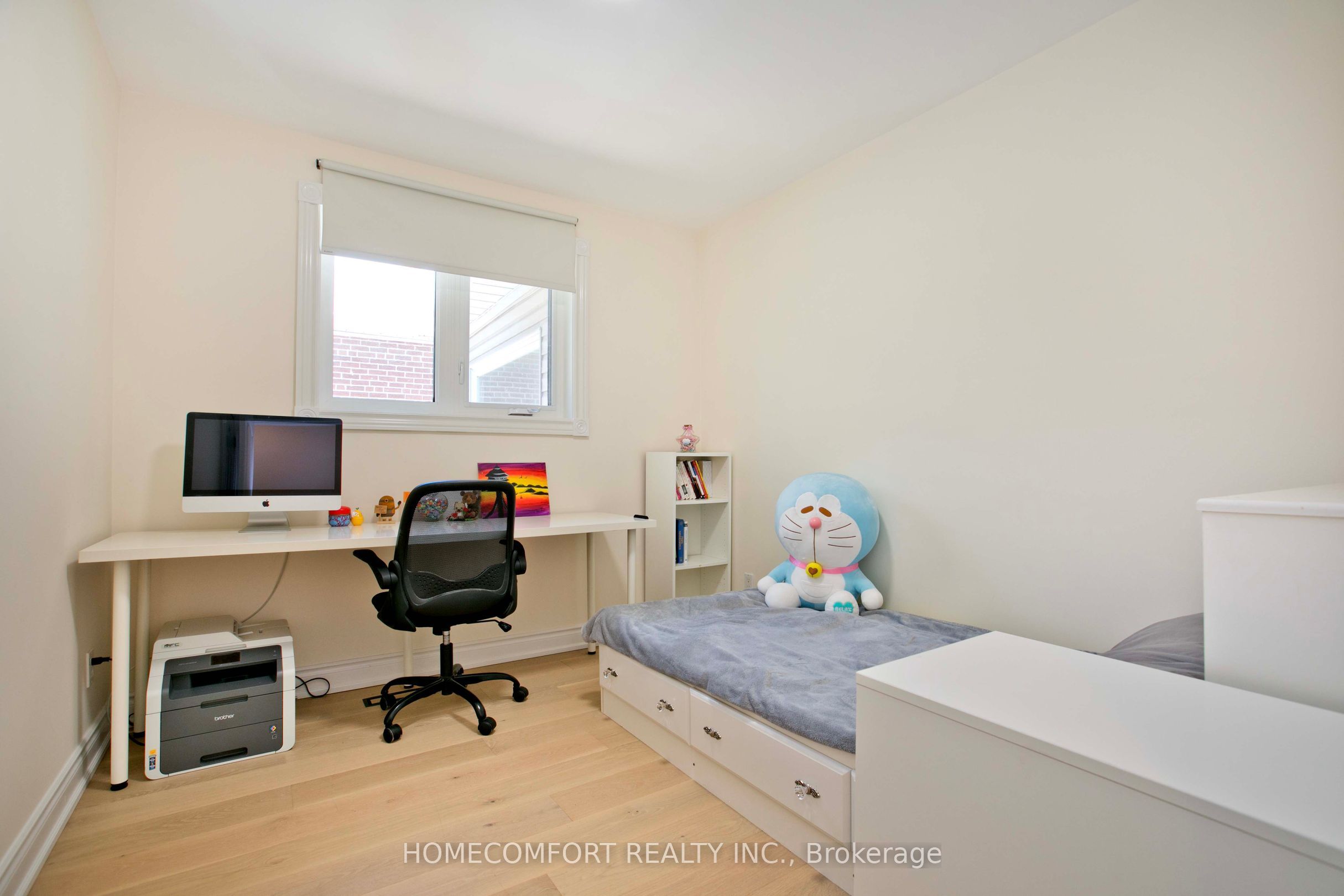 19 Oldborough Circle Upper Property Photo 18
