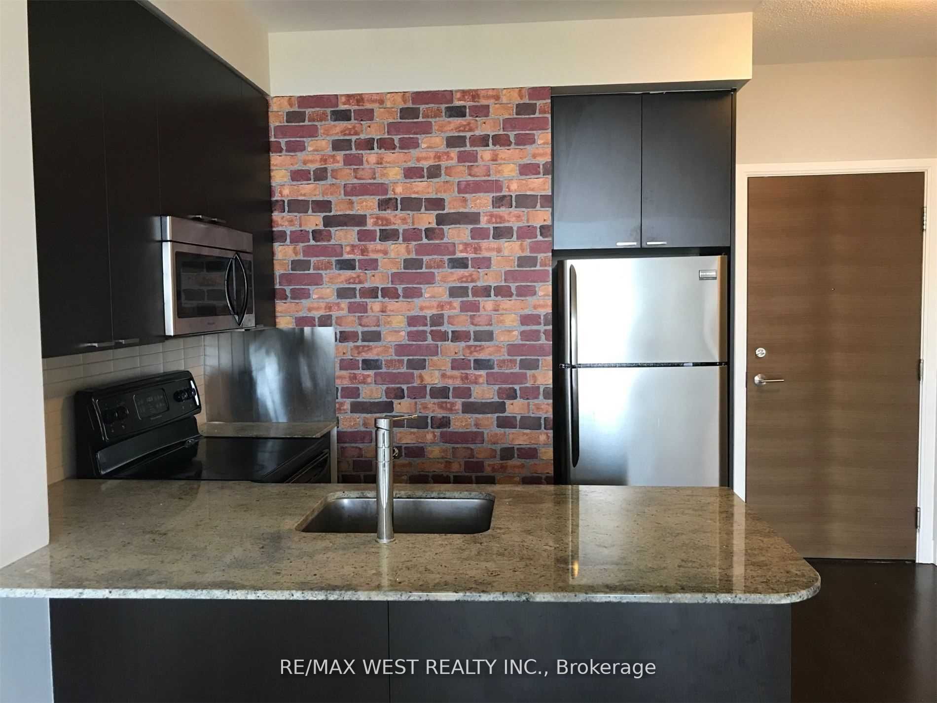 23 Sheppard Avenue E 2107 Property Photo 7