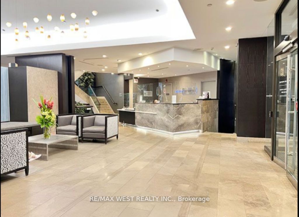 23 Sheppard Avenue E 2107 Property Photo 13