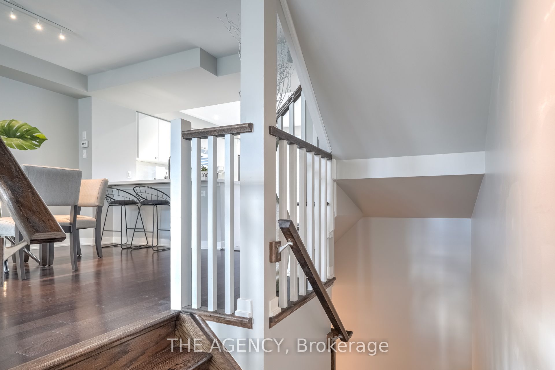 20 Cole Street Property Photo 27