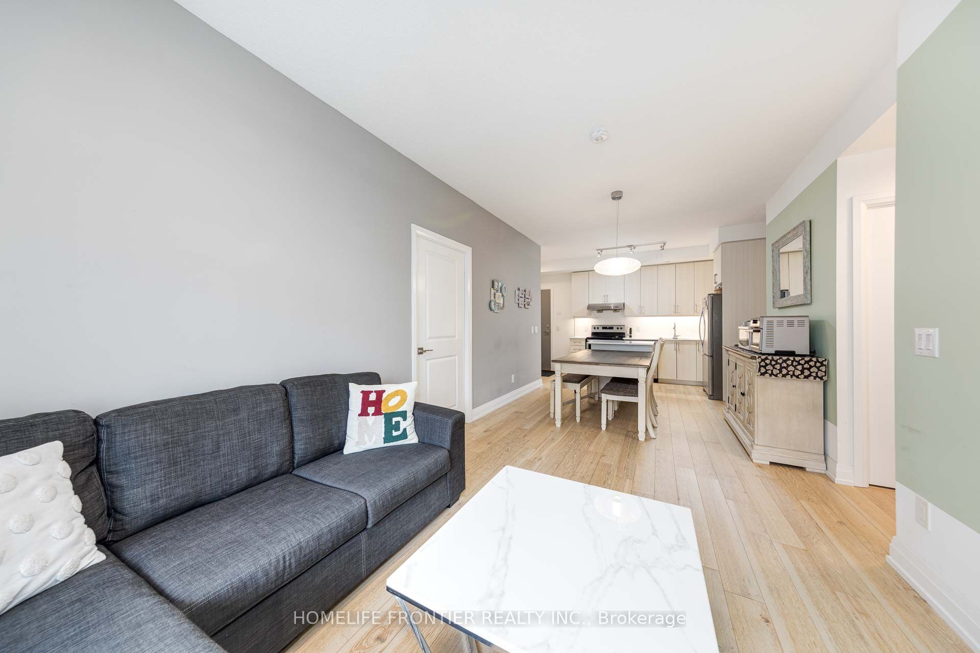 591 Sheppard Avenue E 629 Property Photo 9
