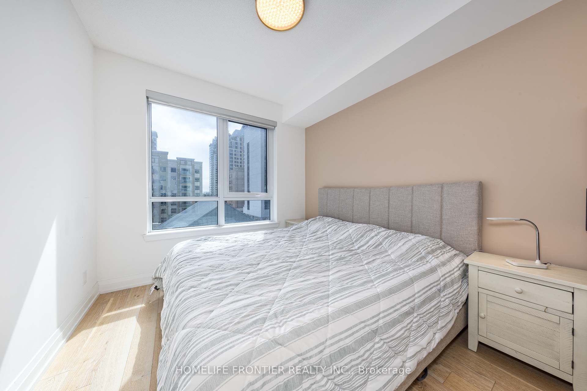 591 Sheppard Avenue E 629 Property Photo 10