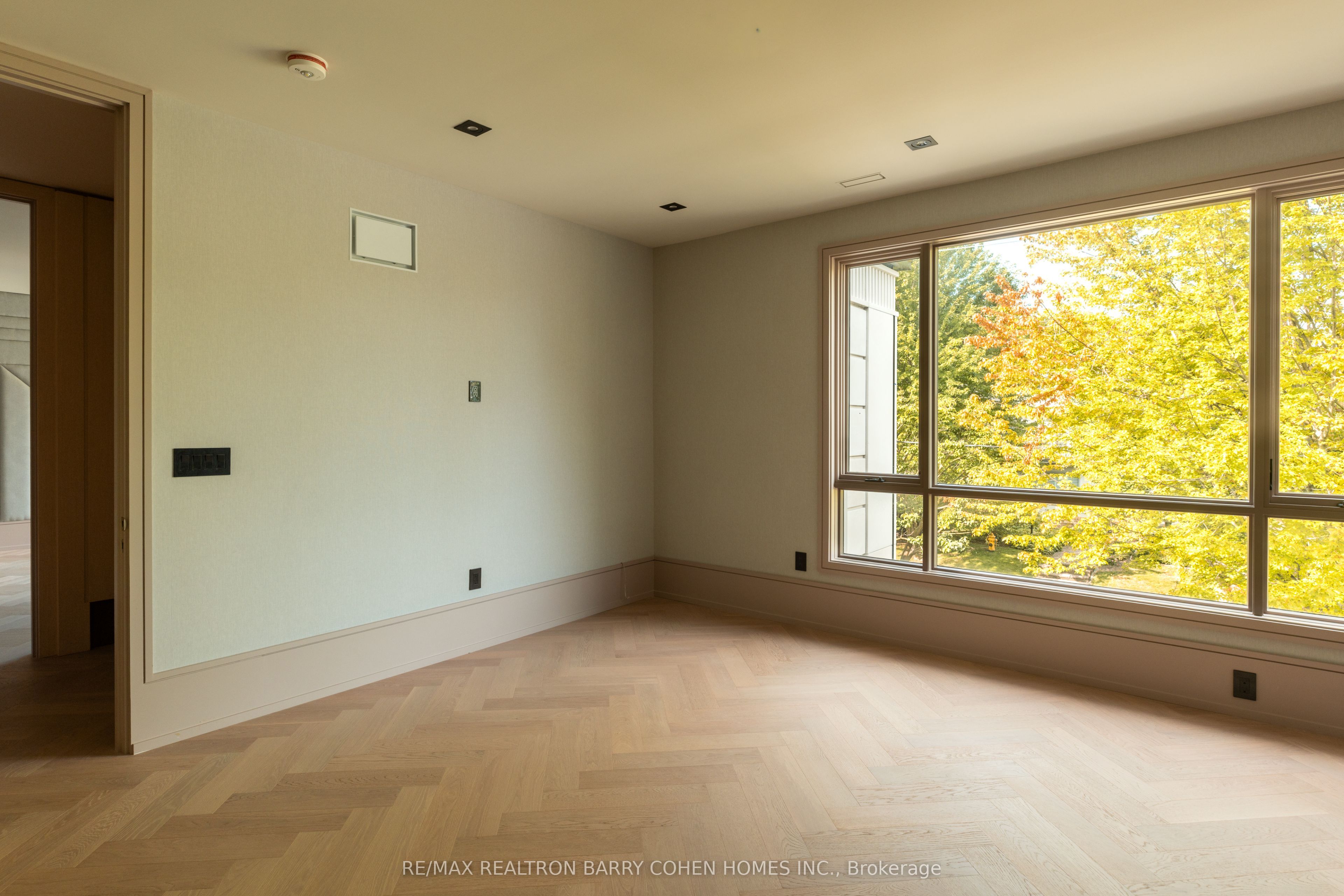 123 Glenayr Road Property Photo 20