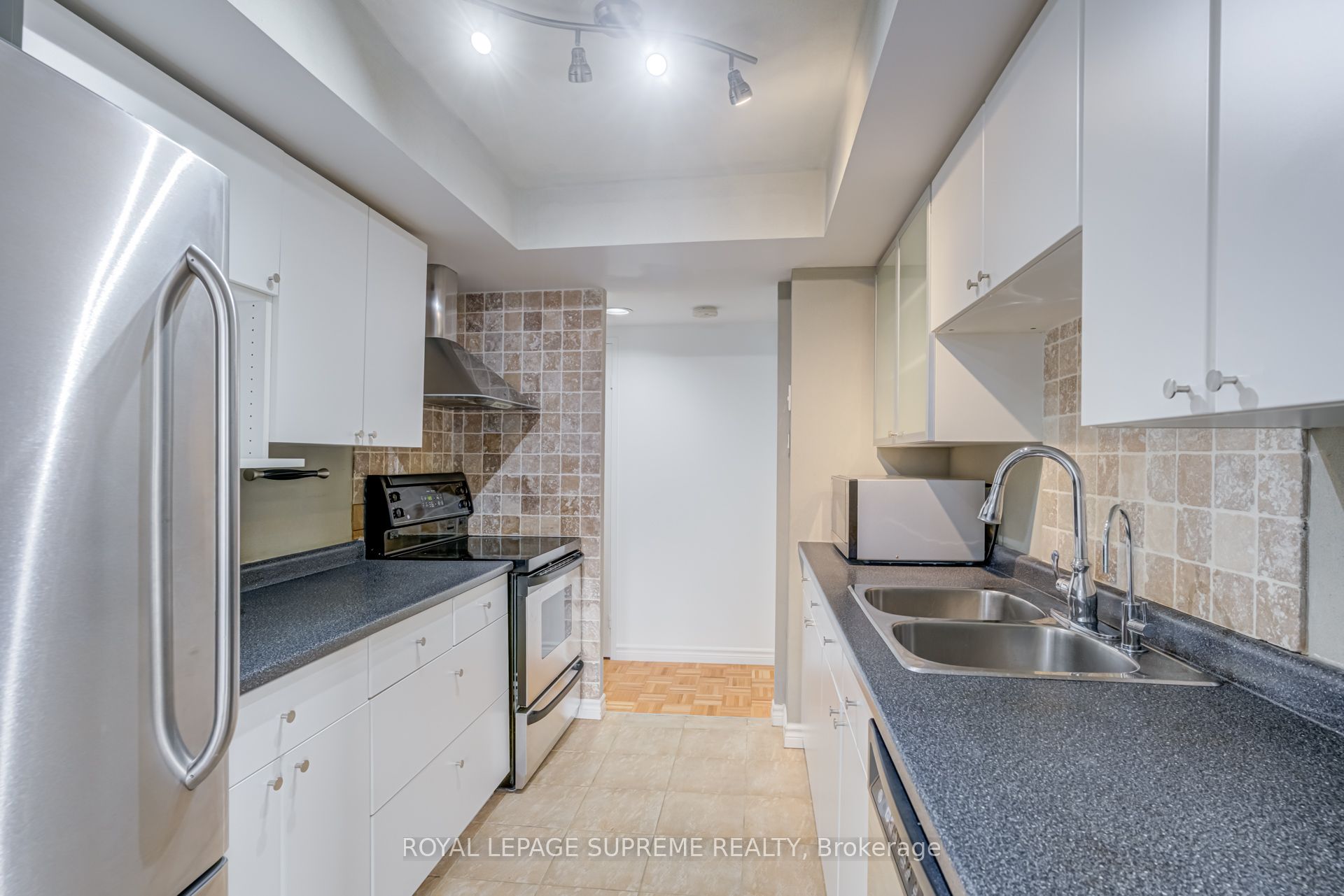 5 Kenneth Avenue 1804 Property Photo 17
