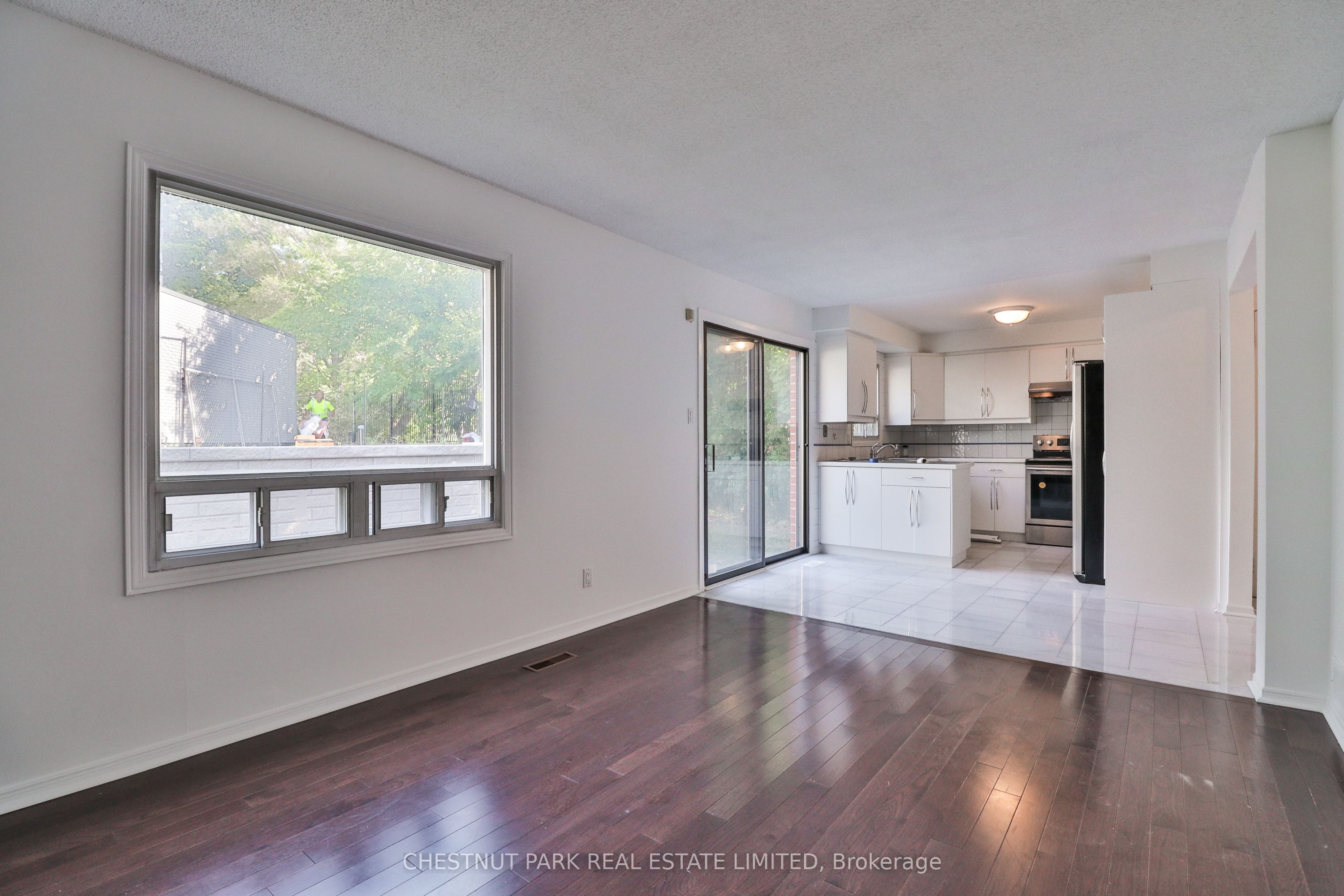 18 Dervock Crescent Property Photo 6