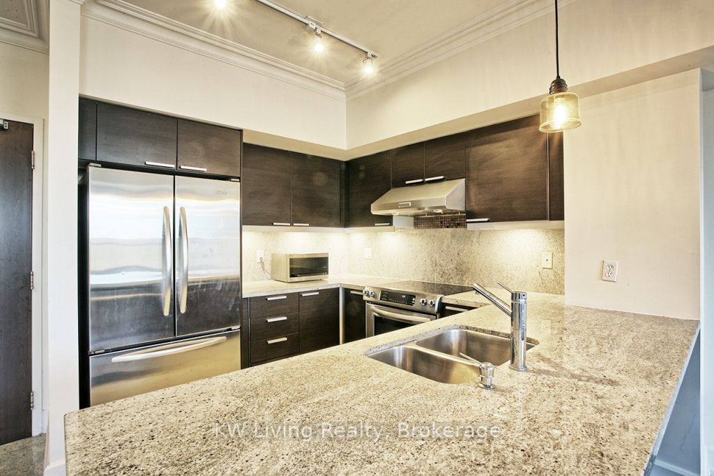 650 Sheppard Avenue E Ph13 Property Photo 2