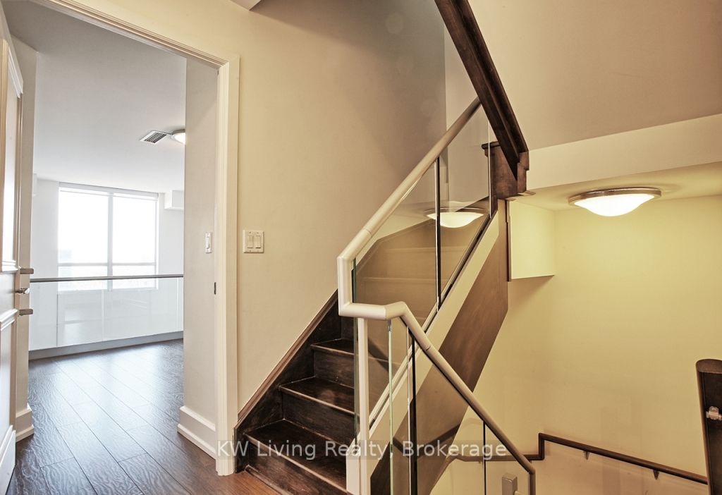 650 Sheppard Avenue E Ph13 Property Photo 7