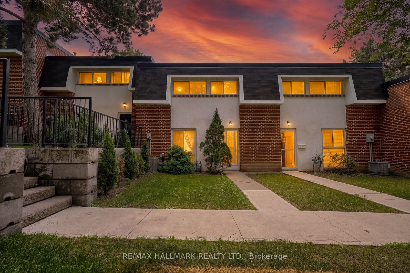 94 George Henry Boulevard 24