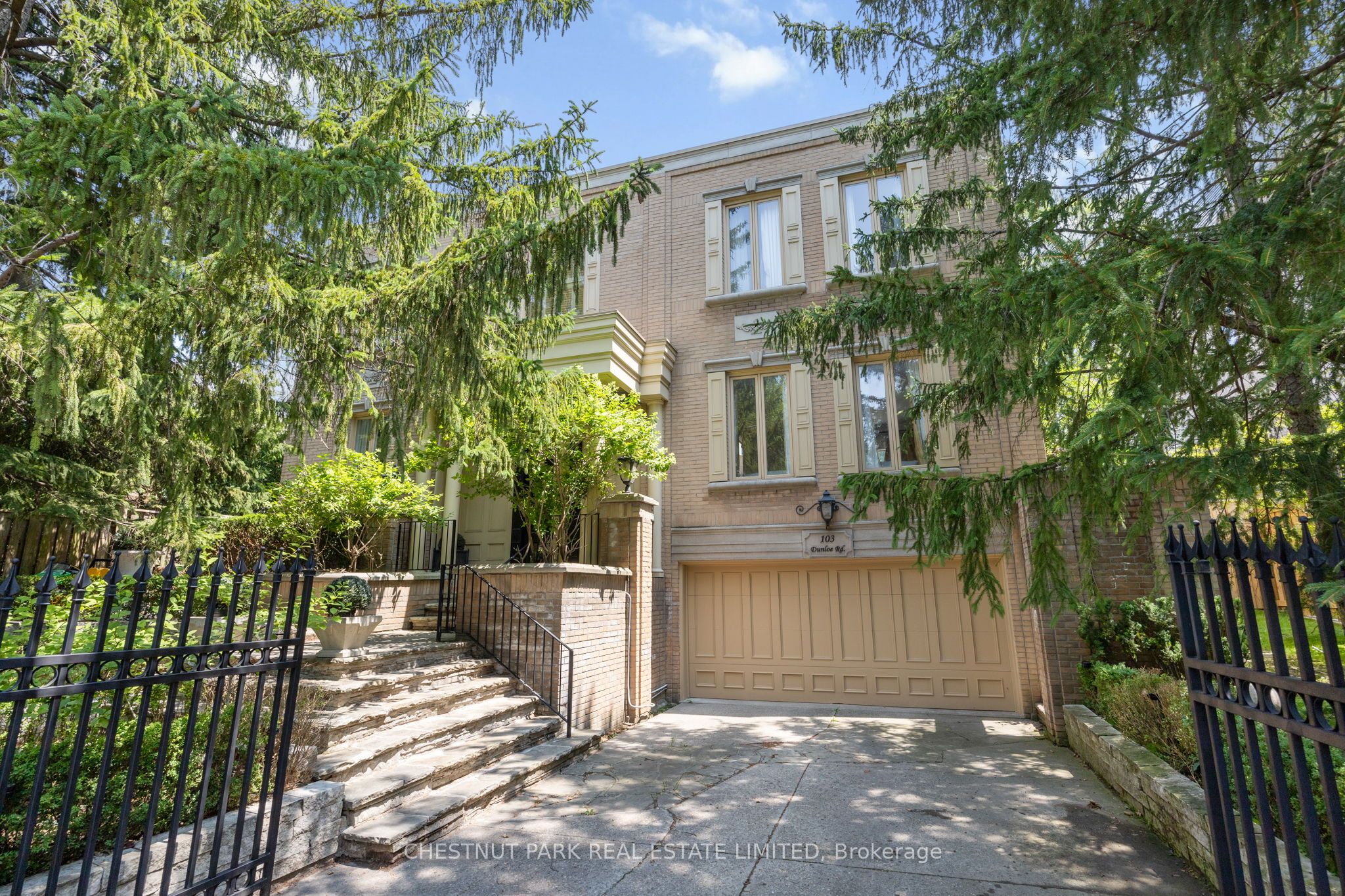 103 Dunloe Road Property Photo 1