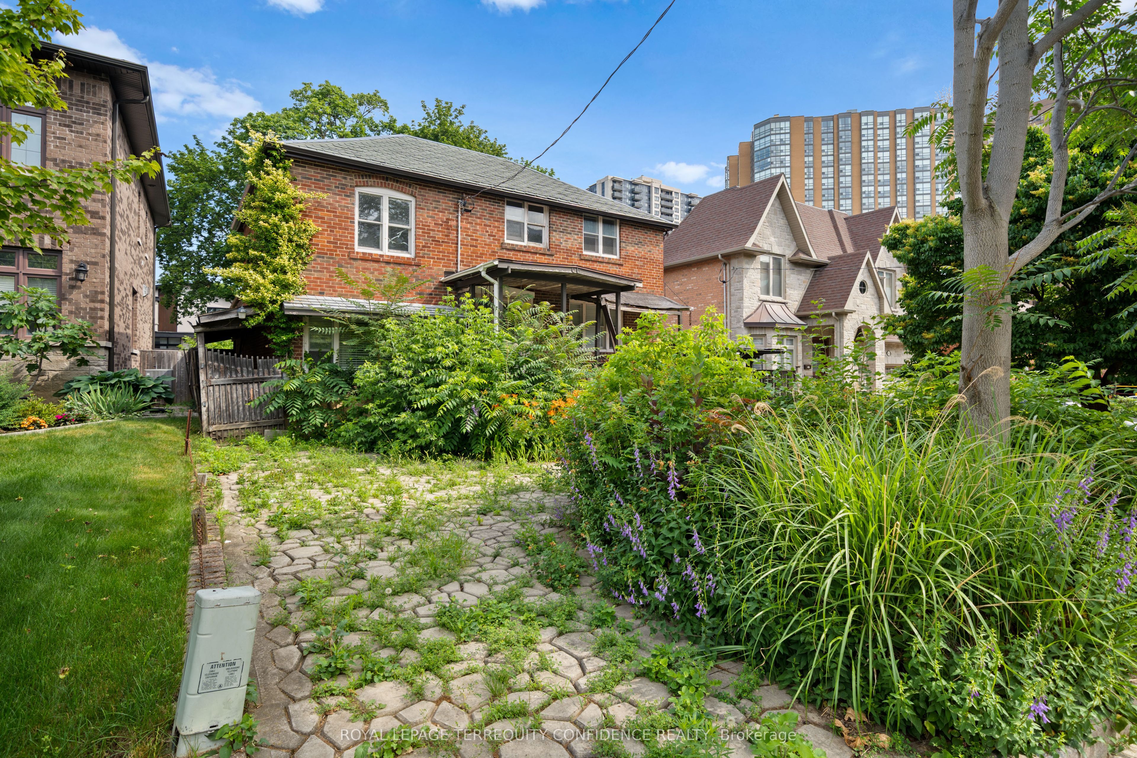 66 Burndale Avenue Property Photo 10