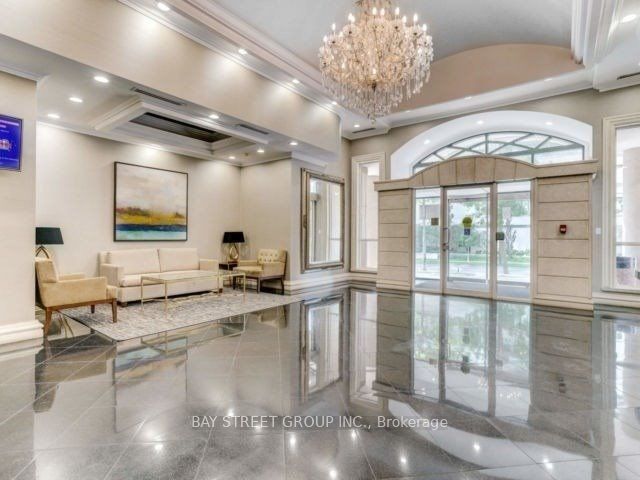 7 Lorraine Drive 1701 Property Photo 2